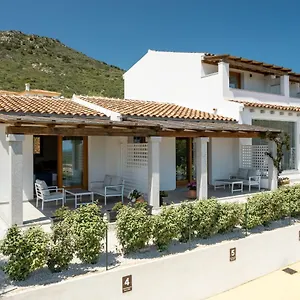 Coro E Bentu Rooms&view San Teodoro (Sardinia)